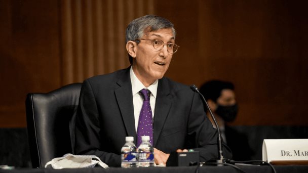 Renuncia principal experto en vacunas de la FDA tras desacuerdos con el secretario Robert F. Kennedy Jr. Renuncia principal experto en vacunas de la FDA tras desacuerdos con el secretario Robert F. Kennedy Jr.