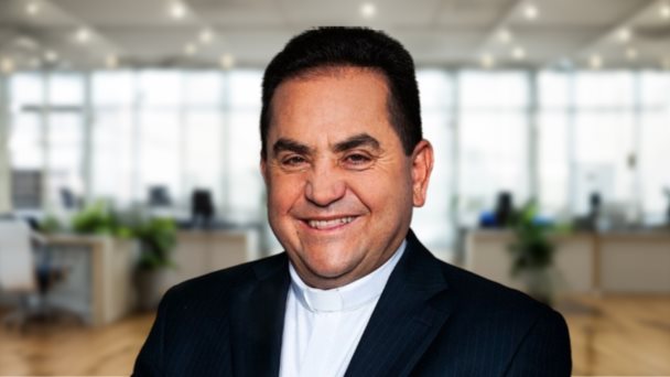 "La fe tiene que caminar con la ciencia": Análisis del Padre Zapata sobre crisis social y salud "La fe tiene que caminar con la ciencia": Análisis del Padre Zapata sobre crisis social y salud