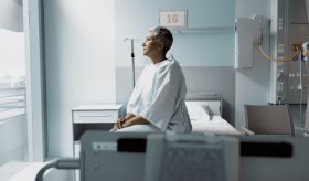 Percepción económica y género influyen en la salud emocional de pacientes con cáncer en Puerto Rico