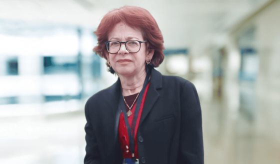 Ceguera funcional, espasmos oculares y alineación ocular: Uso oftalmológico de la toxina botulínica
