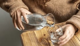 Sobrehidratación: ¿Cómo la ingesta excesiva de agua puede alterar el equilibrio corporal?