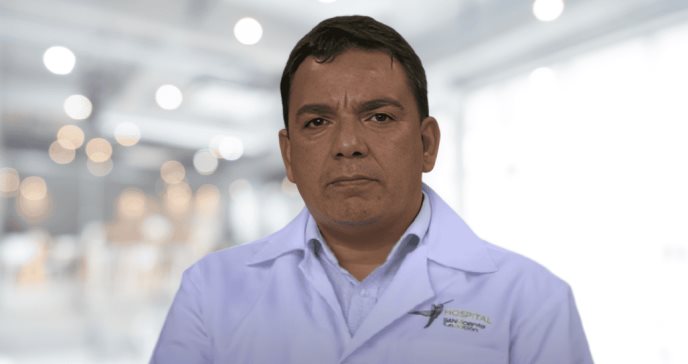 Reconstrucción abdominal pionera con toxina botulínica y neumoperitoneo para gastrosquisis en niño