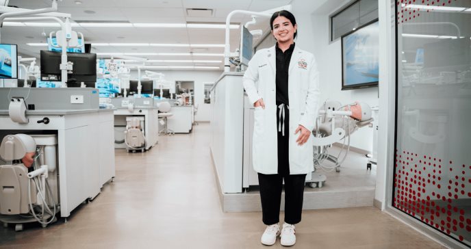 La School of Dental Medicine de la UAGM recibe estudiantes de EE. UU. y apuesta por la innovación