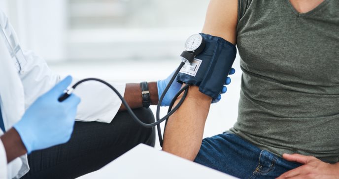 Salud de República Dominicana entrega gratuita medicamentos para pacientes con hipertensión y diabetes