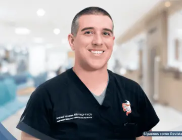 “Ser gastroenterólogo y paciente de EII me ha permitido ser luz para otros”: Dr. Ahmed Morales