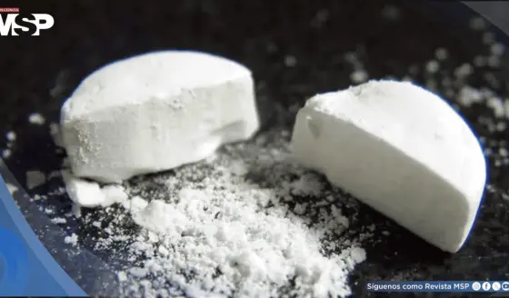 ¿Partir o triturar las pastillas? Razones por las que podrías alterar su eficacia
