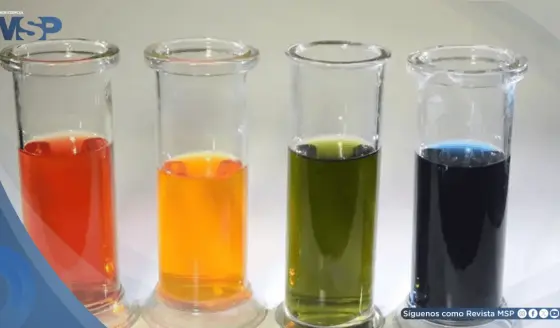 ¿Orina marrón, rojiza o verdosa? Estas son las posibles causas de su tonalidad anormal