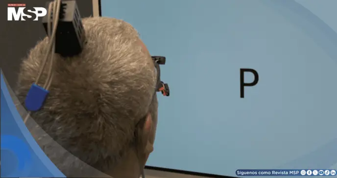 Implante cerebral permite a personas ciegas reconocer formas y letras mediante una visión artificial