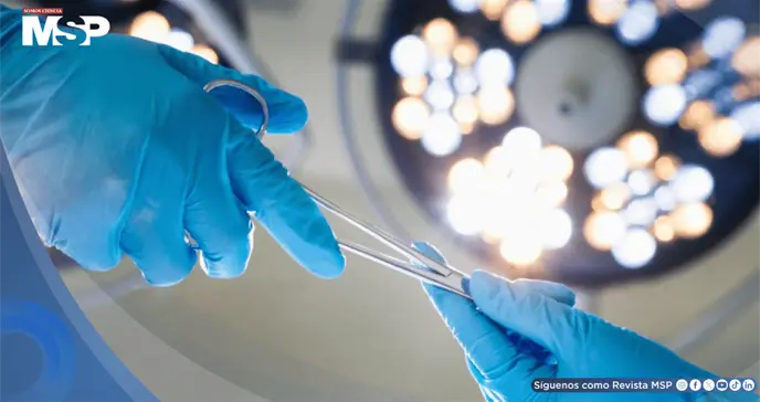 Delirio, deshidratación y desnutrición tras cirugías mayores eleva riesgo de muerte en adultos mayores