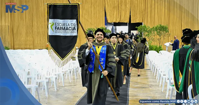 La Clase 2025 de la Escuela de Farmacia del RCM-UPR logra 100% de aprobaci&oacute;n en el NAPLEX