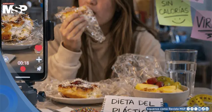 Reto viral invita a masticar comida envuelta en plástico para "adelgazar": Riesgo de asfixia y obstrucción Reto viral invita a masticar comida envuelta en plástico para "adelgazar": Riesgo de asfixia y obstrucción