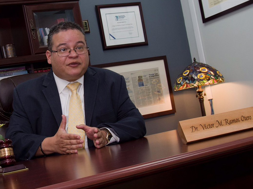 Dr. Víctor Ramos, Presidente del Colegio de Médicos Cirujanos de Puerto Rico.